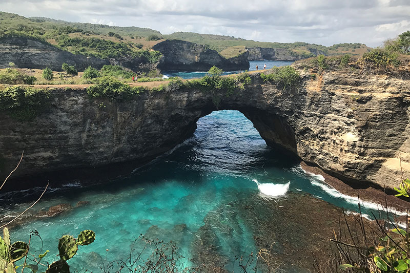 nusa penida broken beach